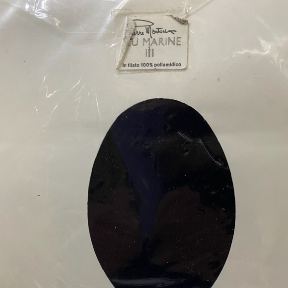 Brand new/never opened Pierre Mantoux Size III Blue Marine Hose - Picture 2 of 3